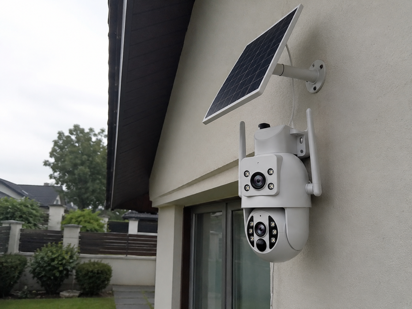 WinkMart™ Sentinel Solar Pro Powered by JOOAN Technology